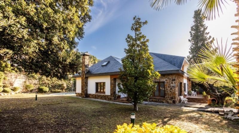 Barcelona - Castellar del Vallès - 1145m2