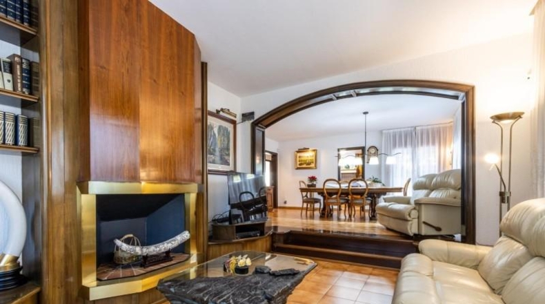 Barcelona - Castellar del Vallès - 1145m2