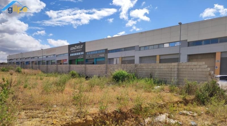 Seville - Alcalá de Guadaíra - 4956m2