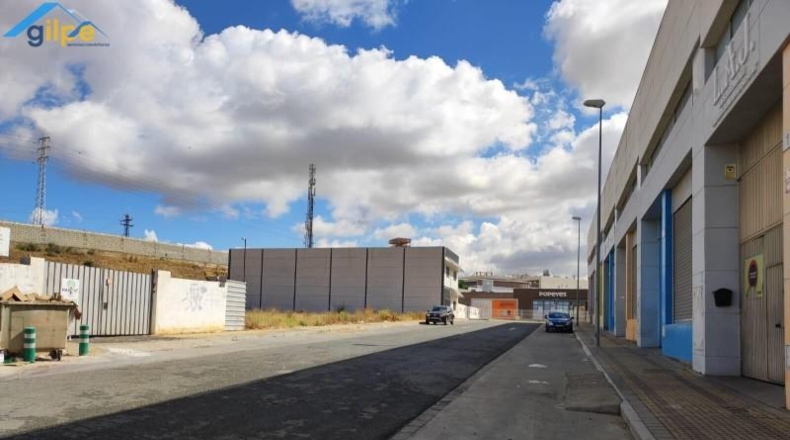 Seville - Alcalá de Guadaíra - 4956m2