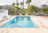 Casa de camp amb terreny en venda a la España, Estepona, ref.: TR352109 foto