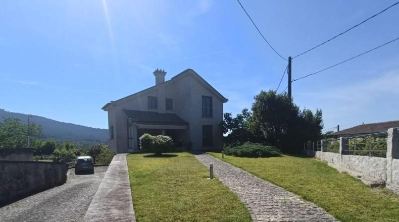 Понтеведра - Gondomar - 1193m2