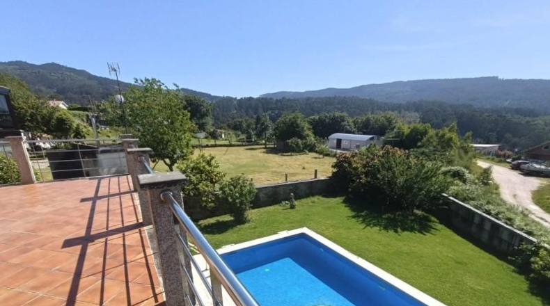 Понтеведра - Gondomar - 1193m2