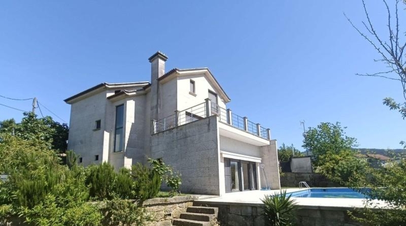 Понтеведра - Gondomar - 1193m2