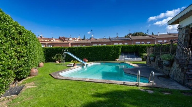 Barcelona - Barberà del Vallès - 830m2