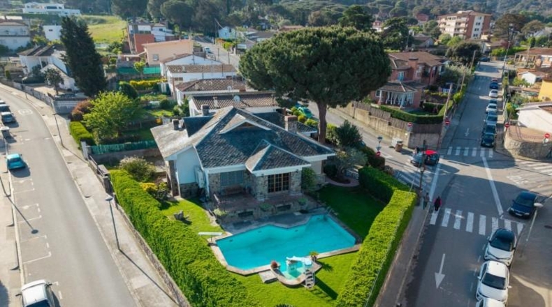 Barcelona - Barberà del Vallès - 830m2