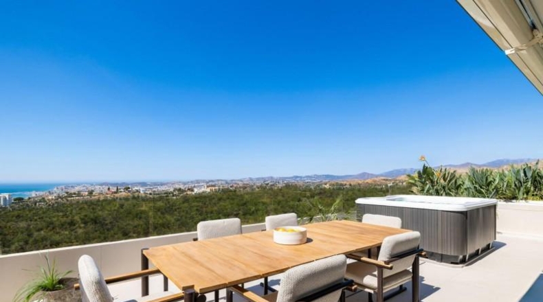 Málaga - Fuengirola - 215m2
