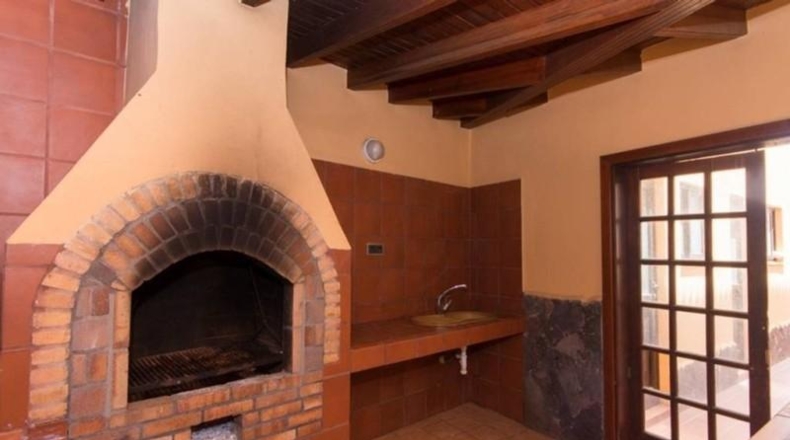 Santa Cruz de Tenerife - Arona - 2350m2