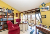 Chalet independiente con terreno en venta en la España, Monachil, ref: TR265117 foto
