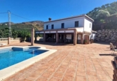 Casa de camp amb terreny en venda a la España, Vélez-Málaga, ref.: TR172286 foto