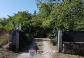 Отдельно стоящий дом с участком на продажу в городе Gondomar Фото