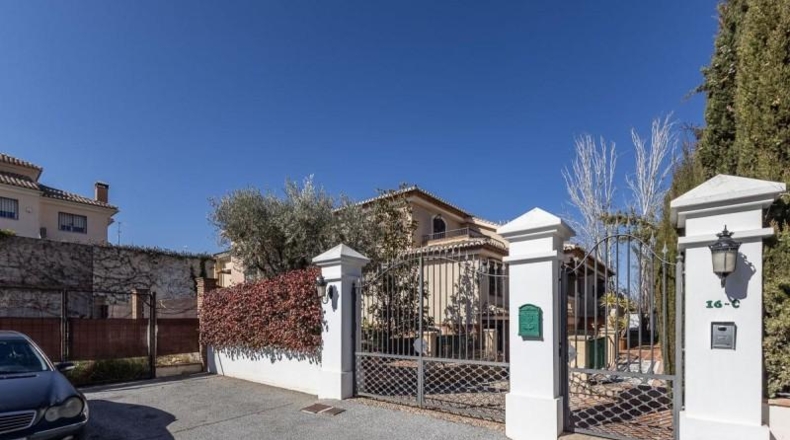 Granada - Ogíjares - 622m2