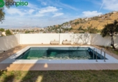 Chalet independiente con terreno en venta en la España, Granada, ref: TR340556 foto