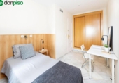 Chalet independiente con terreno en venta en la España, Granada, ref: TR340556 foto