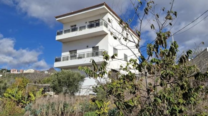 Santa Creu de Tenerife - Arona - 2000m2