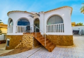 Chalet independiente con terreno en venta en la España, Santa Pola, ref: TR376293 foto