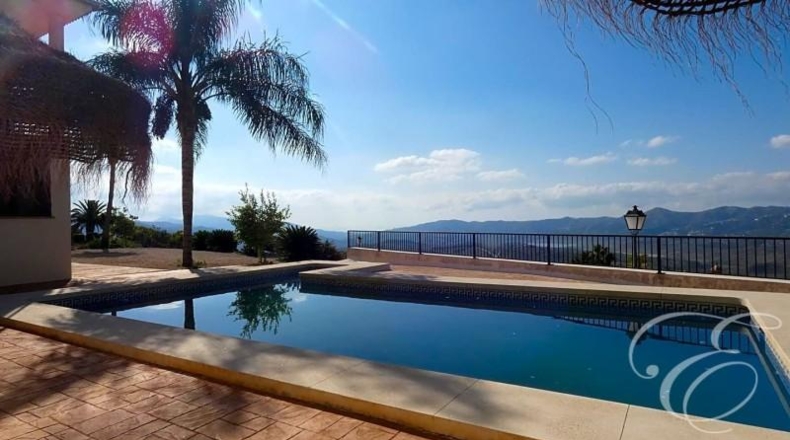 Málaga - Periana - 1800m2