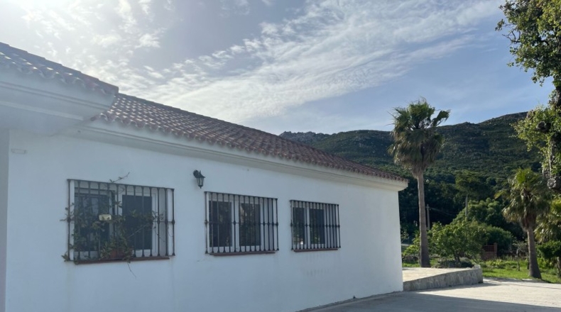 Cadiz - Algeciras - 2300m2