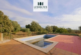 Bellcaire d'Empordà 3500&nbsp;м²