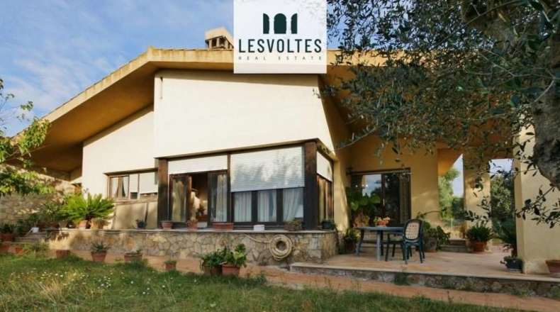 Жирона - Bellcaire d'Empordà - 3500m2