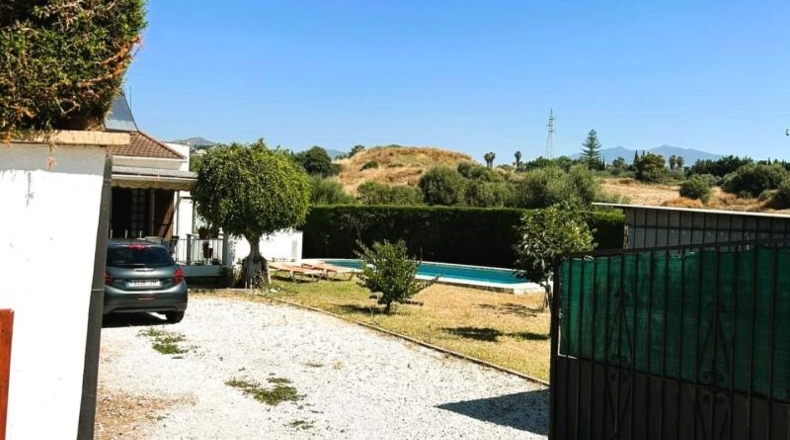 Malaga - Estepona - 700m2