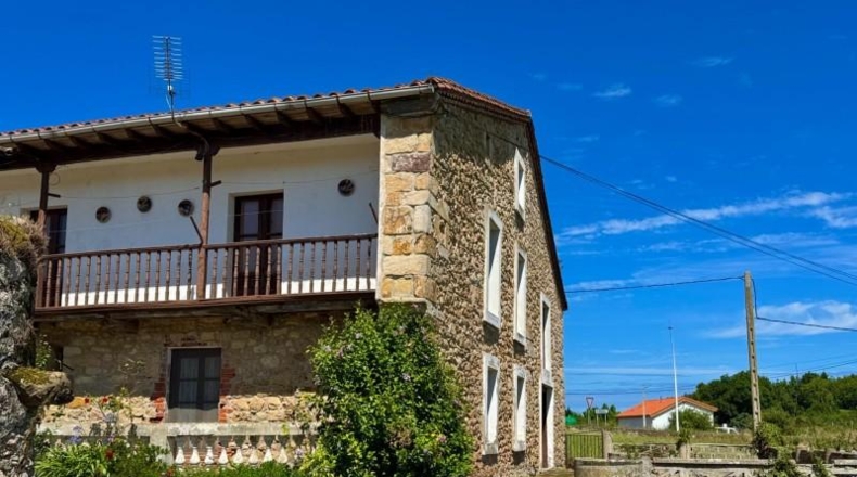 Cantabria - San Vicente de la Barquera - 3200m2