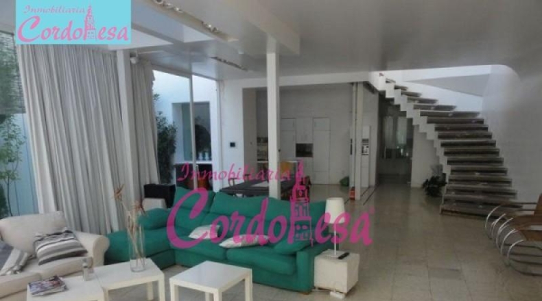 Cordova - Кордова - 400m2