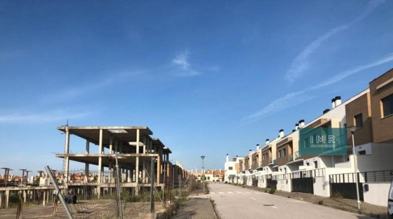 Seville - Guillena - 6740m2