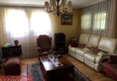 Загородный дом с участком на продажу в городе Pola de Siero Фото
