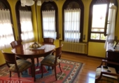 Загородный дом с участком на продажу в городе Pola de Siero Фото