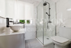 San Antonio de Benagéber 600&nbsp;м²
