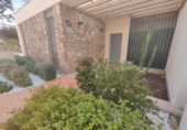 Chalet independiente con terreno en venta en la España, Villajoyosa, ref: TR143315 foto