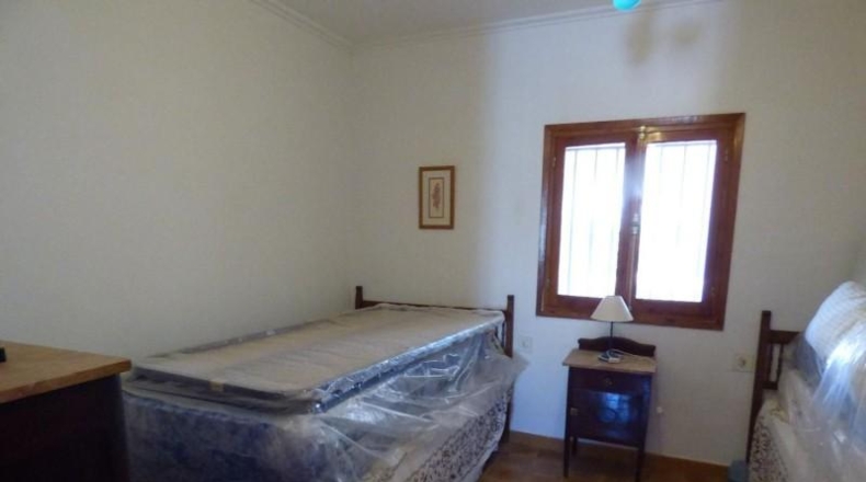 Valencia - Fuente la Higuera - 3240m2