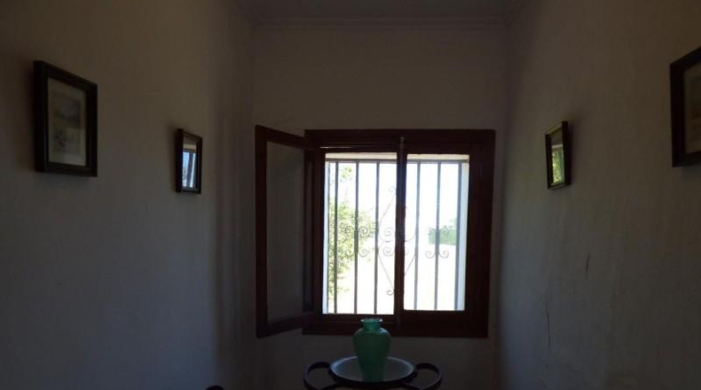 Valencia - Fuente la Higuera - 3240m2