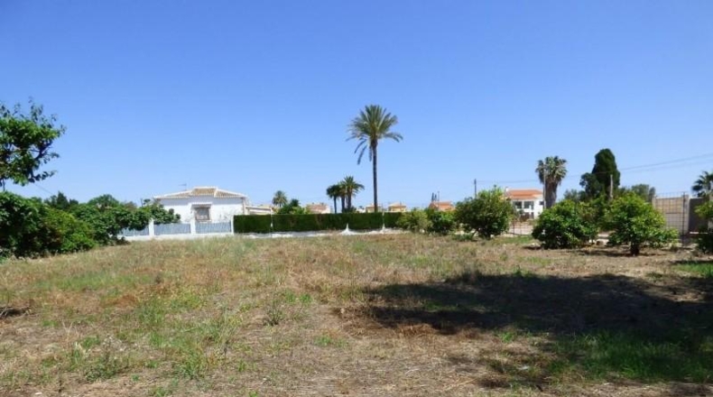 Valencia - Fuente la Higuera - 3240m2