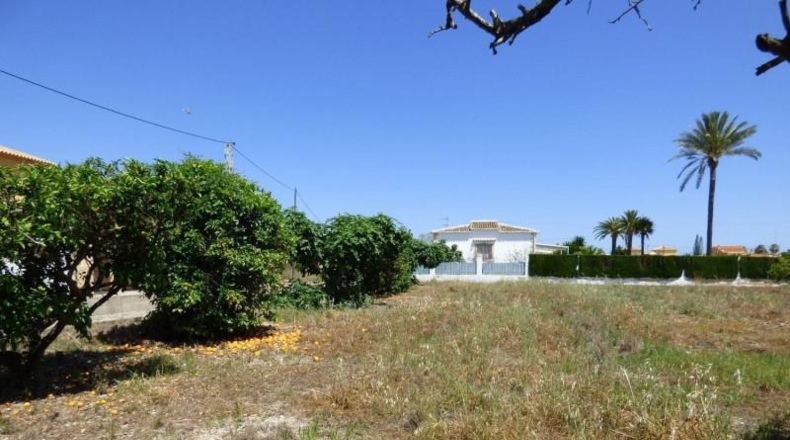 Valencia - Fuente la Higuera - 3240m2
