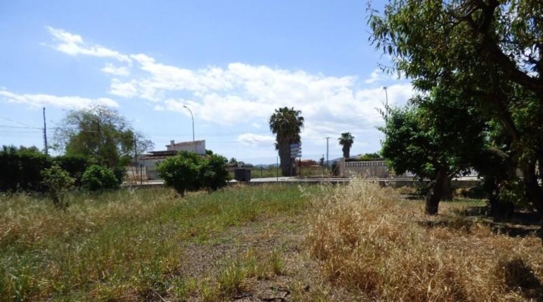 Valencia - Fuente la Higuera - 3240m2