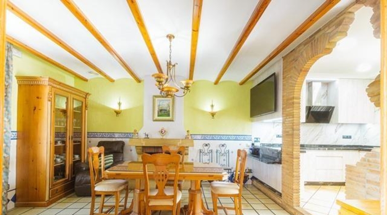 Alicante - San Vicente del Raspeig - 1100m2