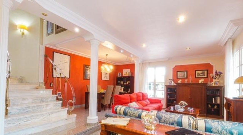 Alicante - San Vicente del Raspeig - 1100m2