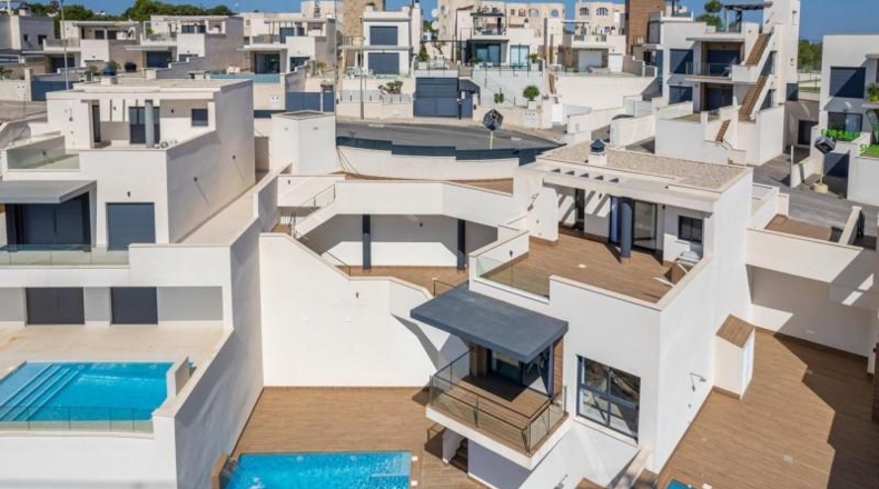 Alicante - San Miguel de Salinas - 389m2