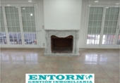 Chalet independiente con terreno en venta en la España, Santa Perpètua de Mogoda, ref: TR134229 foto