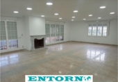 Chalet independiente con terreno en venta en la España, Santa Perpètua de Mogoda, ref: TR134229 foto