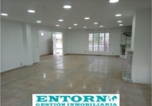 Chalet independiente con terreno en venta en la España, Santa Perpètua de Mogoda, ref: TR134229 foto