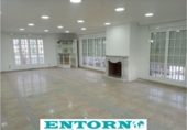 Chalet independiente con terreno en venta en la España, Santa Perpètua de Mogoda, ref: TR134229 foto