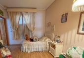 Отдельно стоящий дом с участком на продажу в городе Хихон Фото