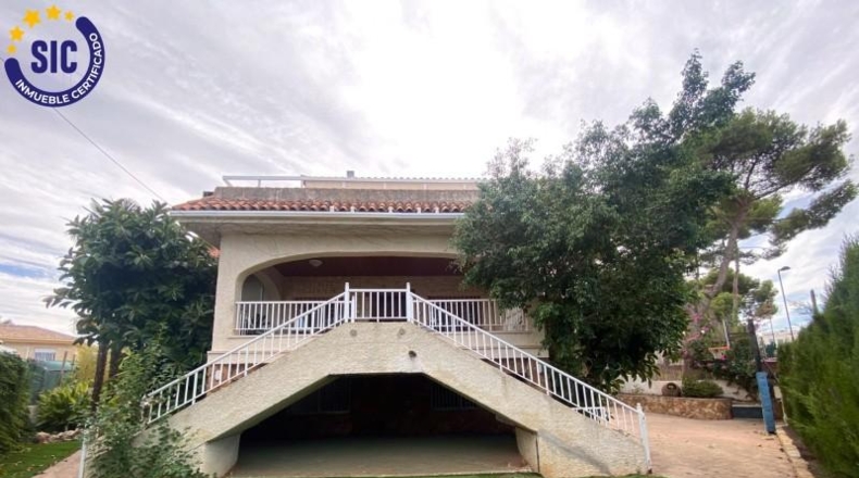 València - Torrente - 935m2