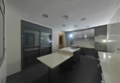 Chalet independiente con terreno en venta en la España, Vilanova i la Geltrú, ref: TR242613 foto