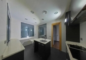 Chalet independiente con terreno en venta en la España, Vilanova i la Geltrú, ref: TR242613 foto