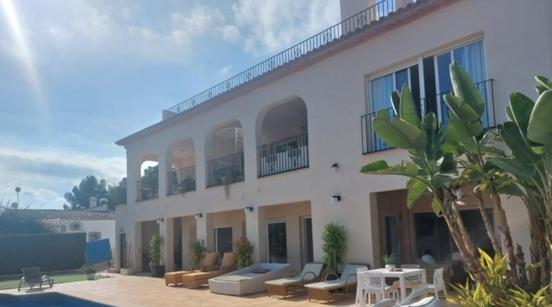 Alicante - Alfaz del Pi - 1200m2