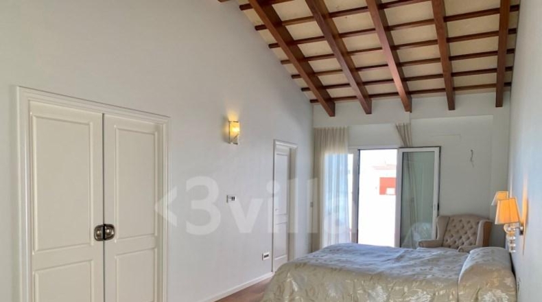 Balearic Islands - Ciudadela - 250m2